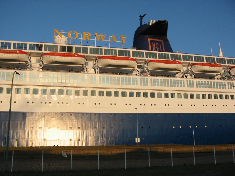 Norway's hull looks great in the light of the sunset.