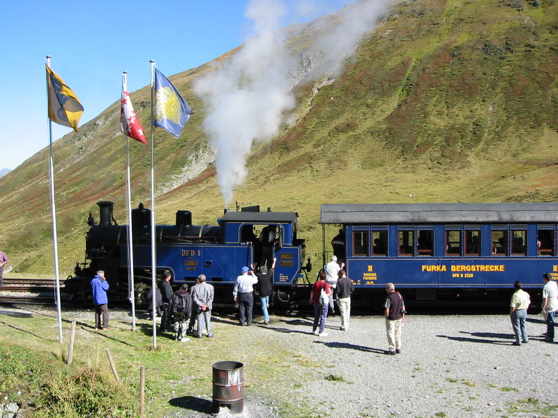 Das mit der Modellbahn hatte ich schon erwähnt? :)