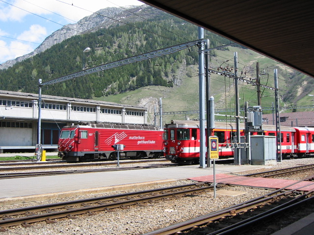 Hier fährt die Matterhorn-Gotthardbahn (ex FO)