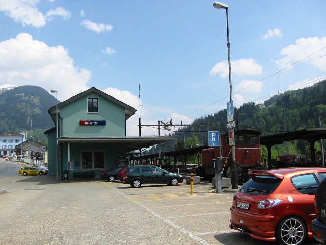 Zurück zur Gotthardbahn: Der Bahnhof von Airolo
