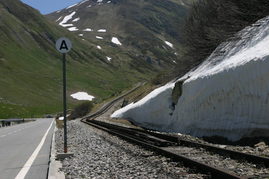 Die Bahn kämpft sich ab hier sogar noch ein paar Meter höher