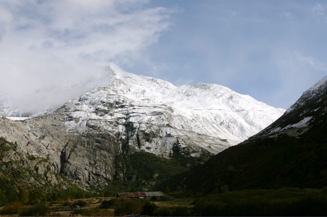 Verschneiter Furkapass