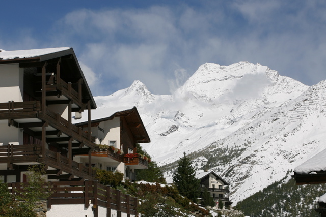 Auf der anderen Talseite: Fletschhorn (3993m) und Lagginhorn (4010m)